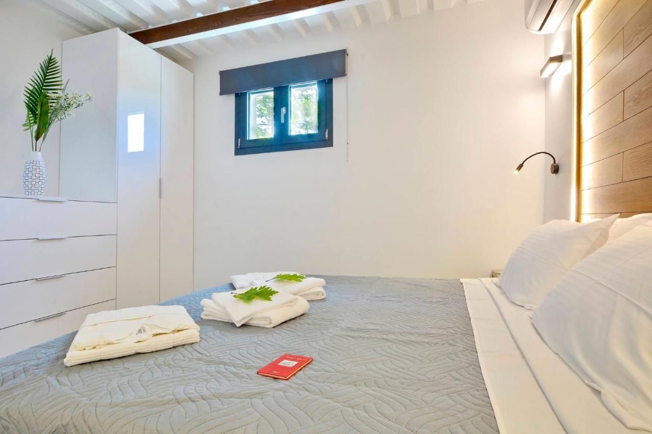 Villa Flamingo - 4 Bedrooms - Private Pool - Next To Renowned Issos Beach & Lake Korission Línia Exterior foto